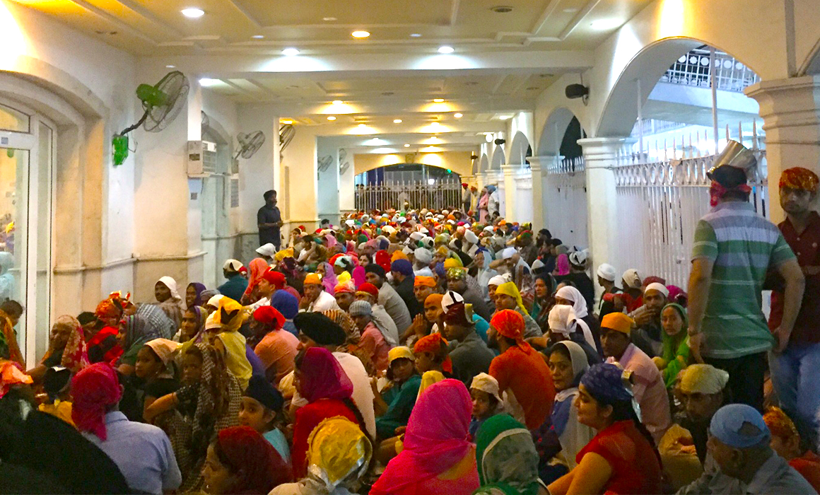 Our fellow diners waiting to enter the dining hall